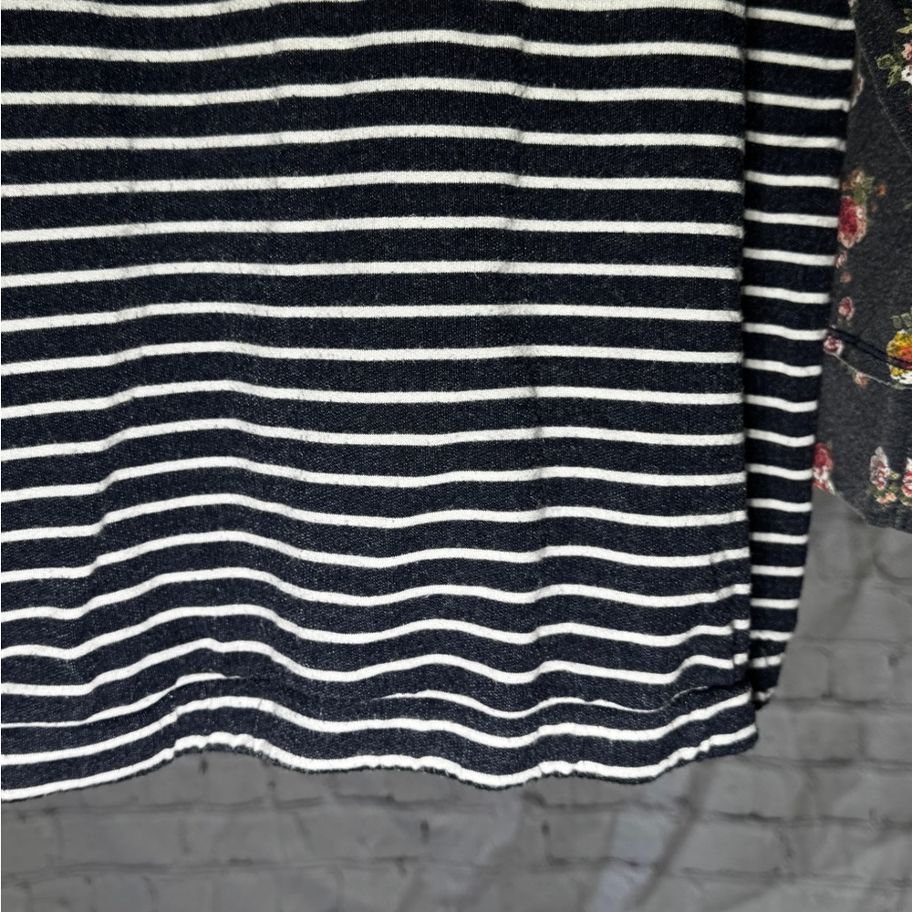 Striped Floral Hoodie - navy and White - Picture 3 of 4